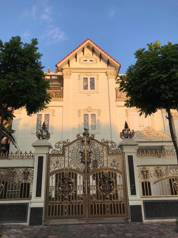 BÁN BIỆT THỰ LÔ GÓC - KHU ĐÔ THỊ TRUNG HÒA NHÂN CHÍNH - TRUNG TÂM QUẬN CẦU GIẤY