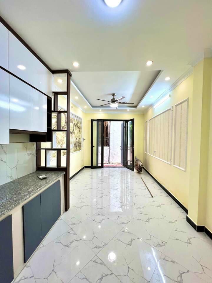 BÁN NHÀ ĐẸP PHÂN LÔ 5T53M THANG MÁY 2 MẶTTIỀN NGÕ TRƯỚC VÀ SAU THÔNG TỨ TUNG KINH DOANH CHỈ NHỈNH 8T TỶ