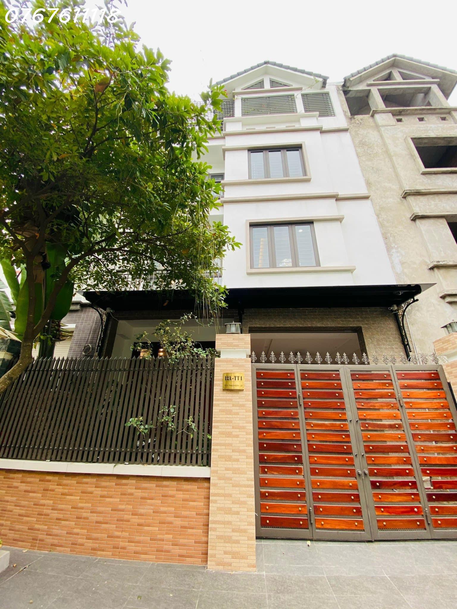 Bán nhà liền kề khu đấu giá Thạch Bàn,ô tô tránh,vỉa hè,80m*4T,MT7m,11tỷ