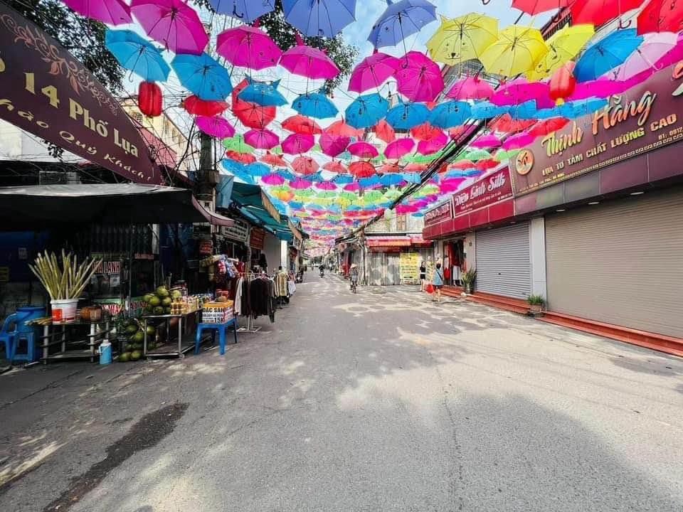 BÁN NHÀ MẶT PHỐ LỤA - VẠN PHÚC - 36M2 - ĐANG CHO THUÊ 12TR/TH GIÁ CHỈ 3 TỶ 9