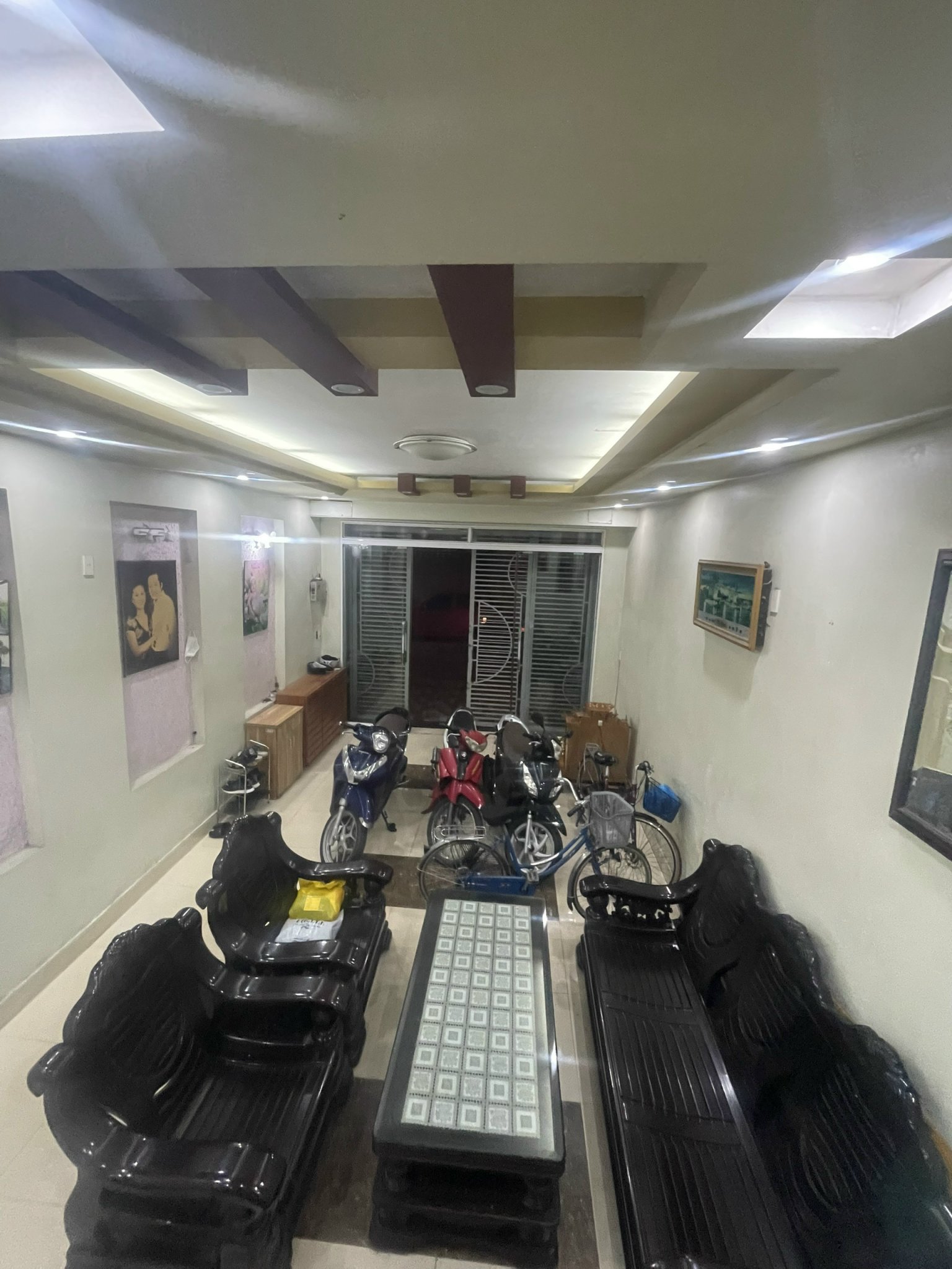 BÁN NHÀ MẶT ĐƯỜNG KHU QUÁN NAM KINH DOANH TỐT GIÁ CỰC RẺ..