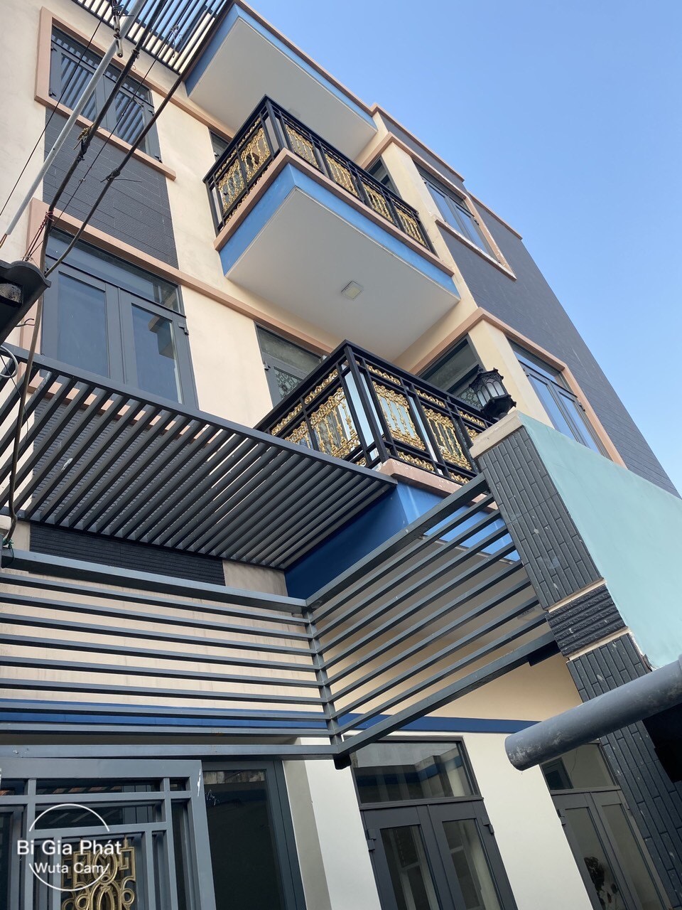 Bán nhà kế mặt tiền Trịnh Đình Trọng quận Tân Phú 8 x9m -3T BTCT hơn 5 tỷ TL