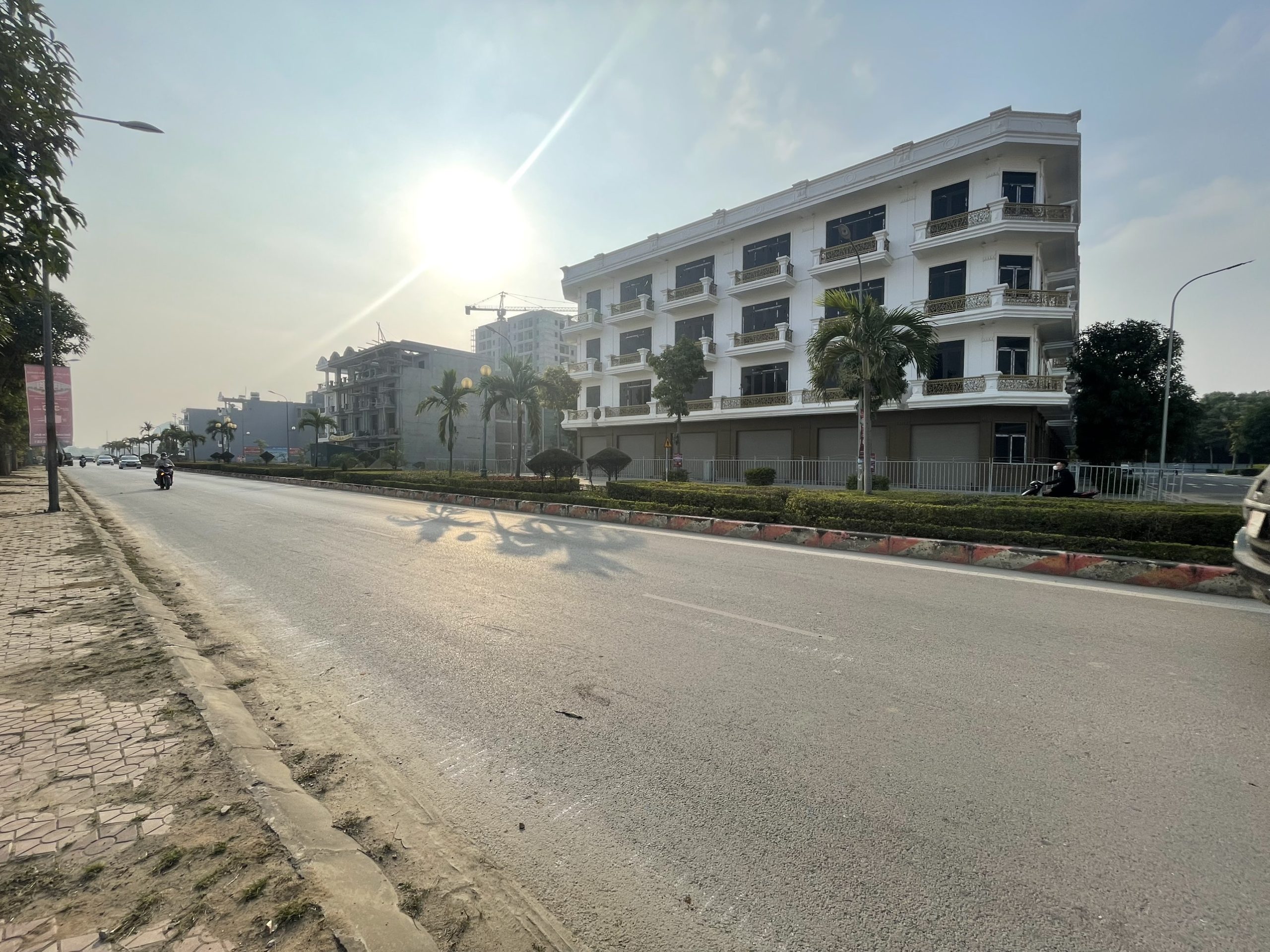 1,8 TỶ NHẬN NHÀ, SANG TÊN SỔ. KHU ĐÔ THỊ XUÂN HƯNG, TP.THANH HÓA. LH: 0966343969