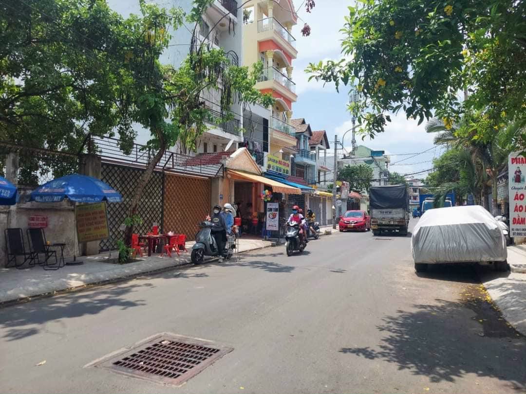 Đất đep 4x17m, hẻm lớn xe tải Dương Quảng Hàm p6, Gò Vấp