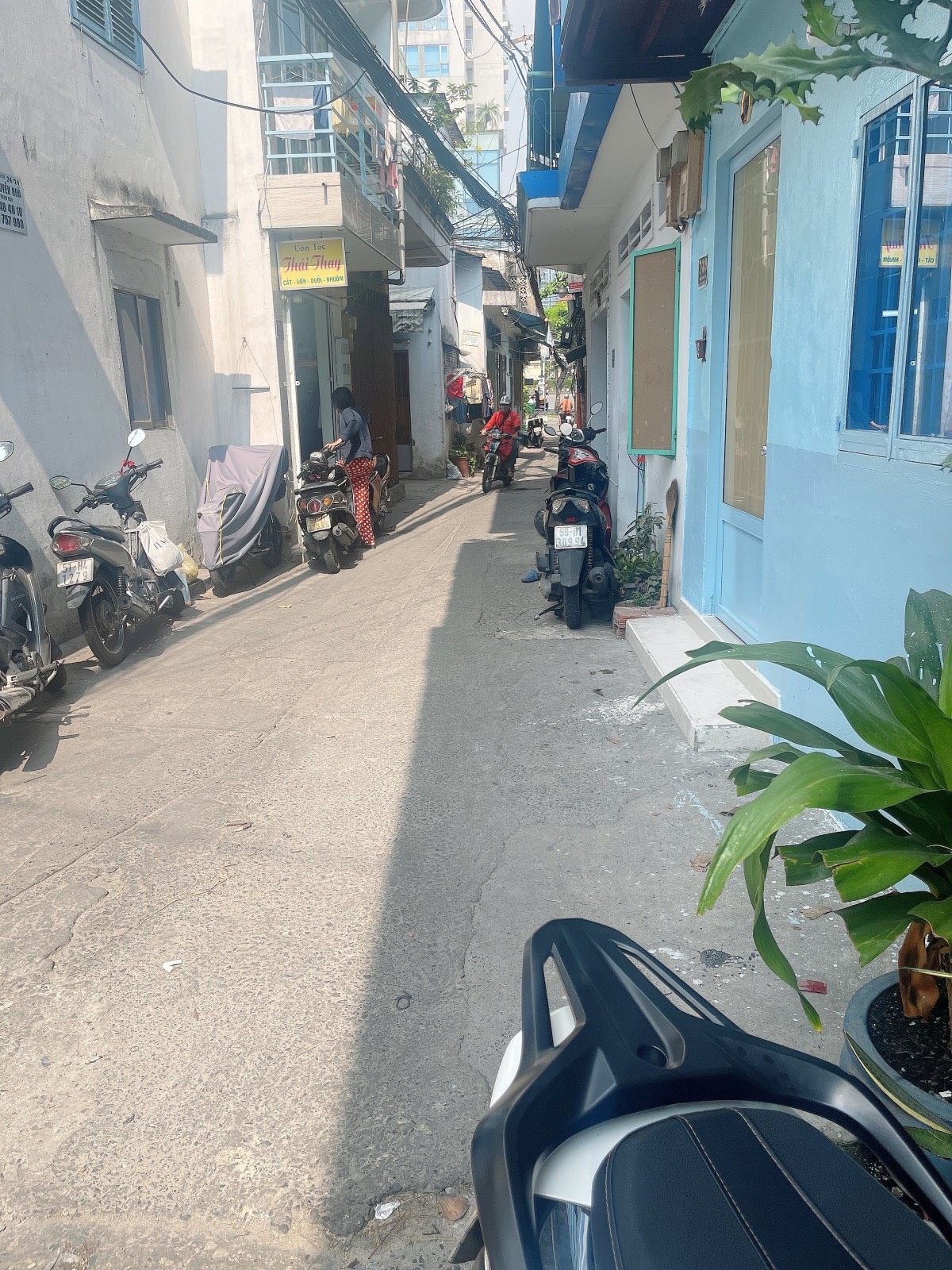 THÀNH THÁI - QUẬN 10 - 24M2 - 3.0 TỶ - CÁCH HẺM XE HƠI CHỈ VÀI BƯỚC CHÂN