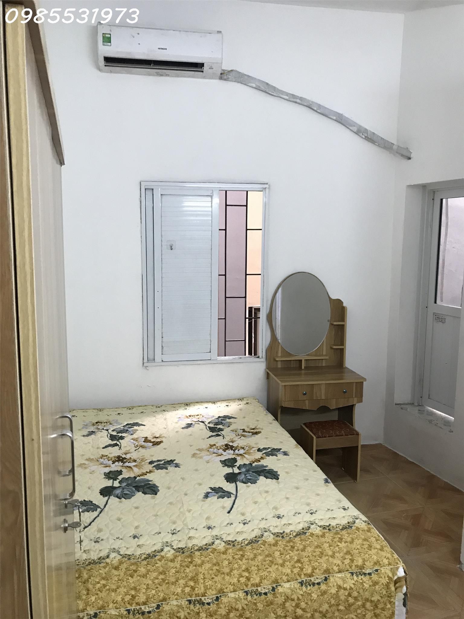 Nhà mình còn trống phòng siêu đẹp khép kín full nội thất tại số 7 Ngõ 1008 Đường Láng. Đống Đa. HN.