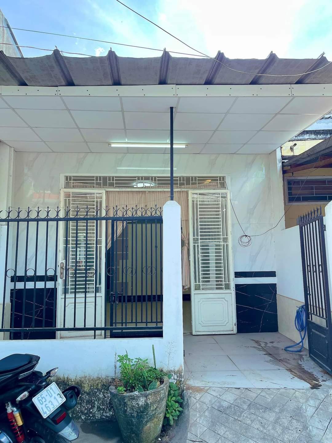 Chủ cần CHO THUÊ NHÀ 4,5 triệu gần CHỢ CẦU VÁN cách lộ 4 căn nhà