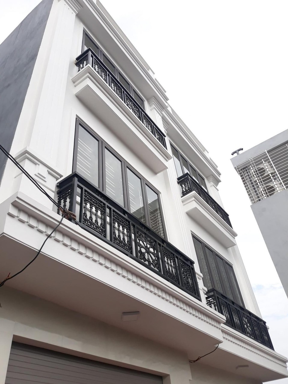 Bán nhà đẹp Ngô Gia Tự, diện tích 40m 3 tầng GIÁ 2.25 tỉ ngay Lê Hồng Phong