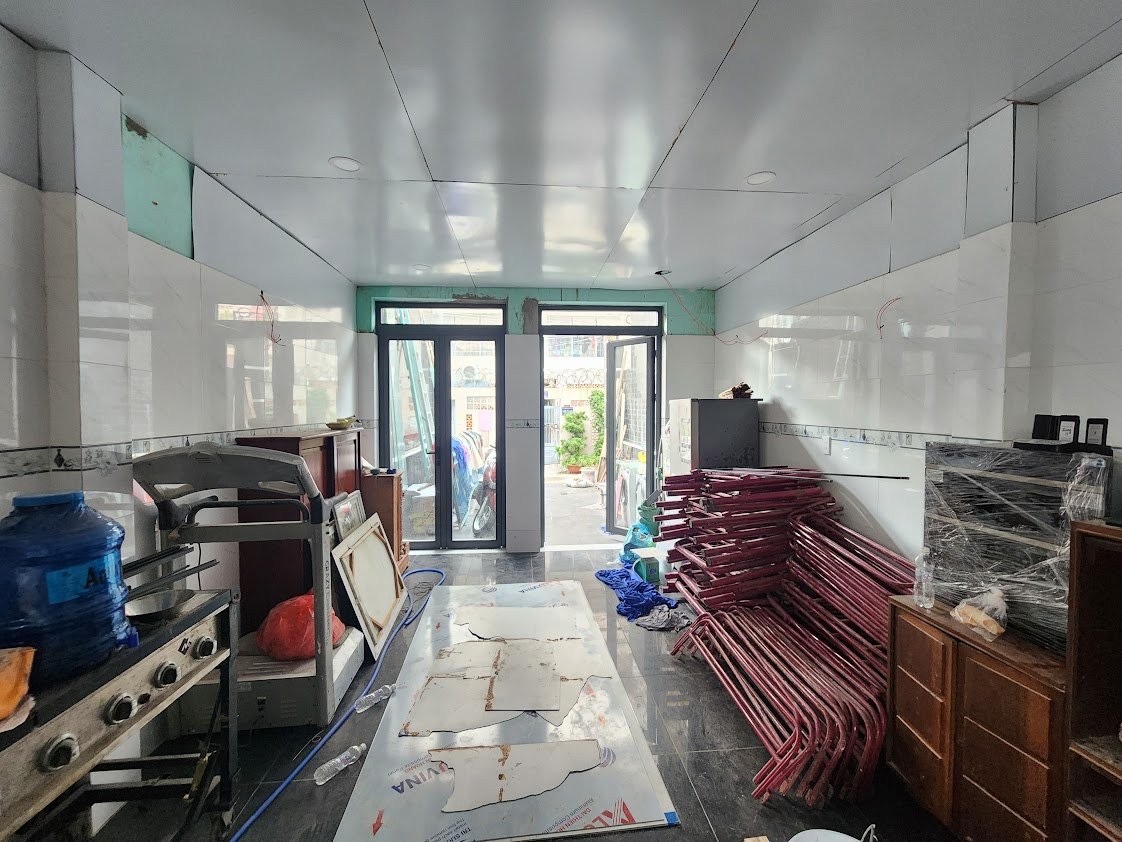 Bán nhà hẻm oto Tân Kỳ Tân Quý quận Tân Phú 123m2 -2 tầng nhỉnh 8 tỷ TL CC