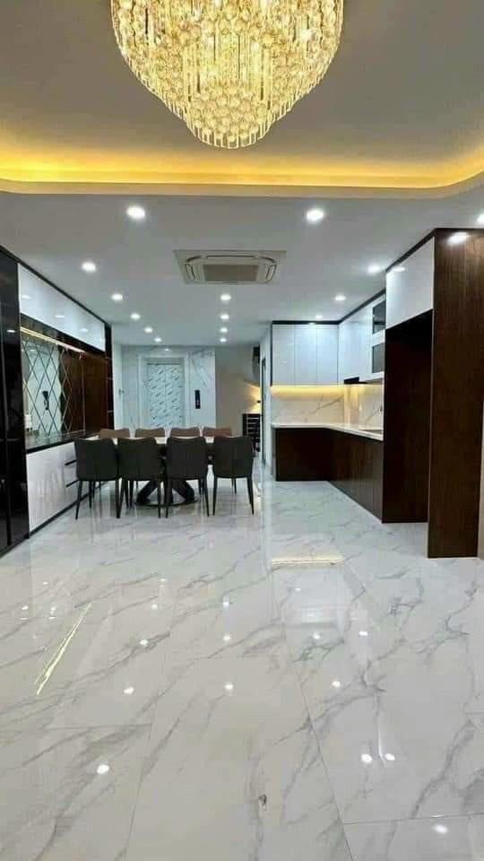 Giảm 500tr! Rẻ nhất KV Phố Trạm, Lô Góc,nhà mới gara tô tô,thang máy, 55M,6 tầng, hơn 7 tỷ