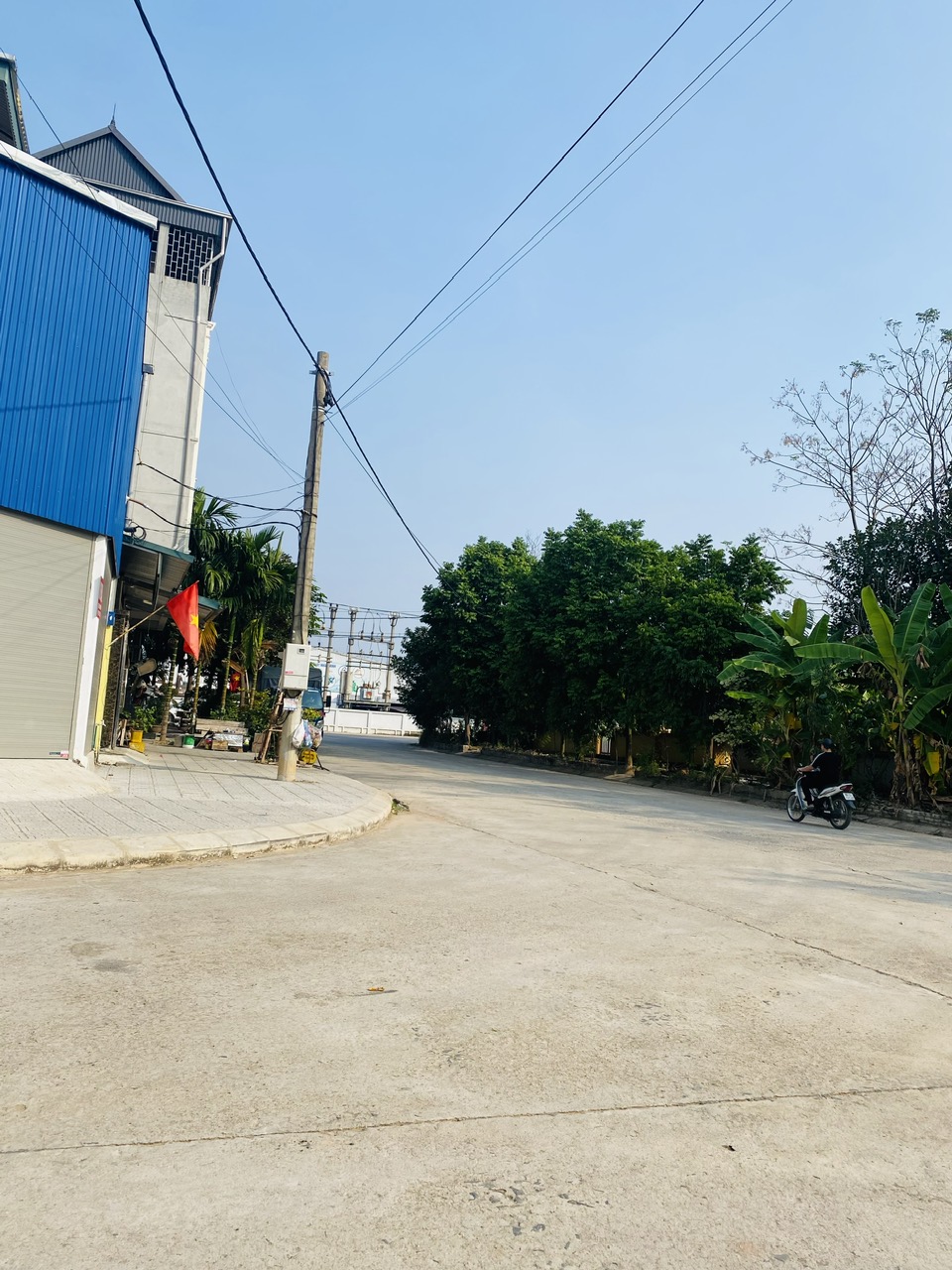 Cho thuê xưởng lô góc 120m2 tại Hương Canh, Bình Xuyên