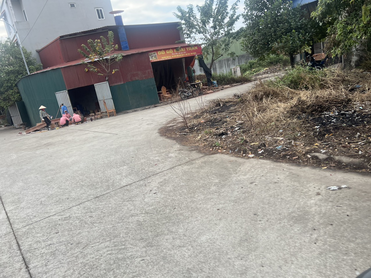 # CỰC KỲ CẦN GẤP CHỈ # 650 triệu có ngay mảnh đất diện tích 80 m Diện tích 80 m mặt tiền 5 m hậu 5 m