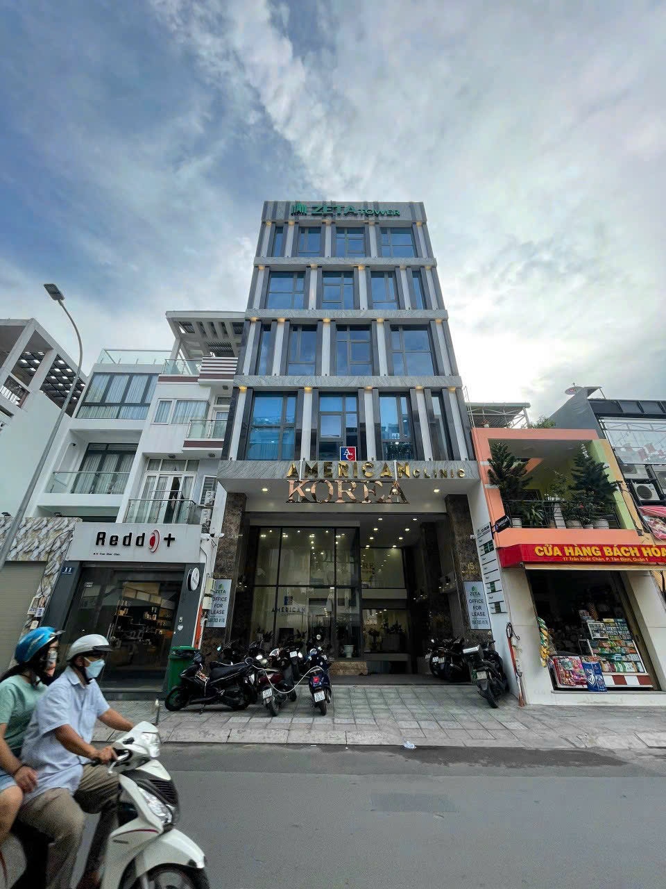 Bán Toà văn phòng mặt tiền Trần Khắc Chân, P.Tân Định, Quận 1 8x24m hầm 8 tầng