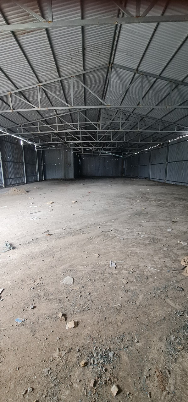 Cho thuê kho xưởng tại Triều Khúc , Tân Triều, Hà Nội. Diện tích 500m xe container đỗ cửa giao thông thuận tiện