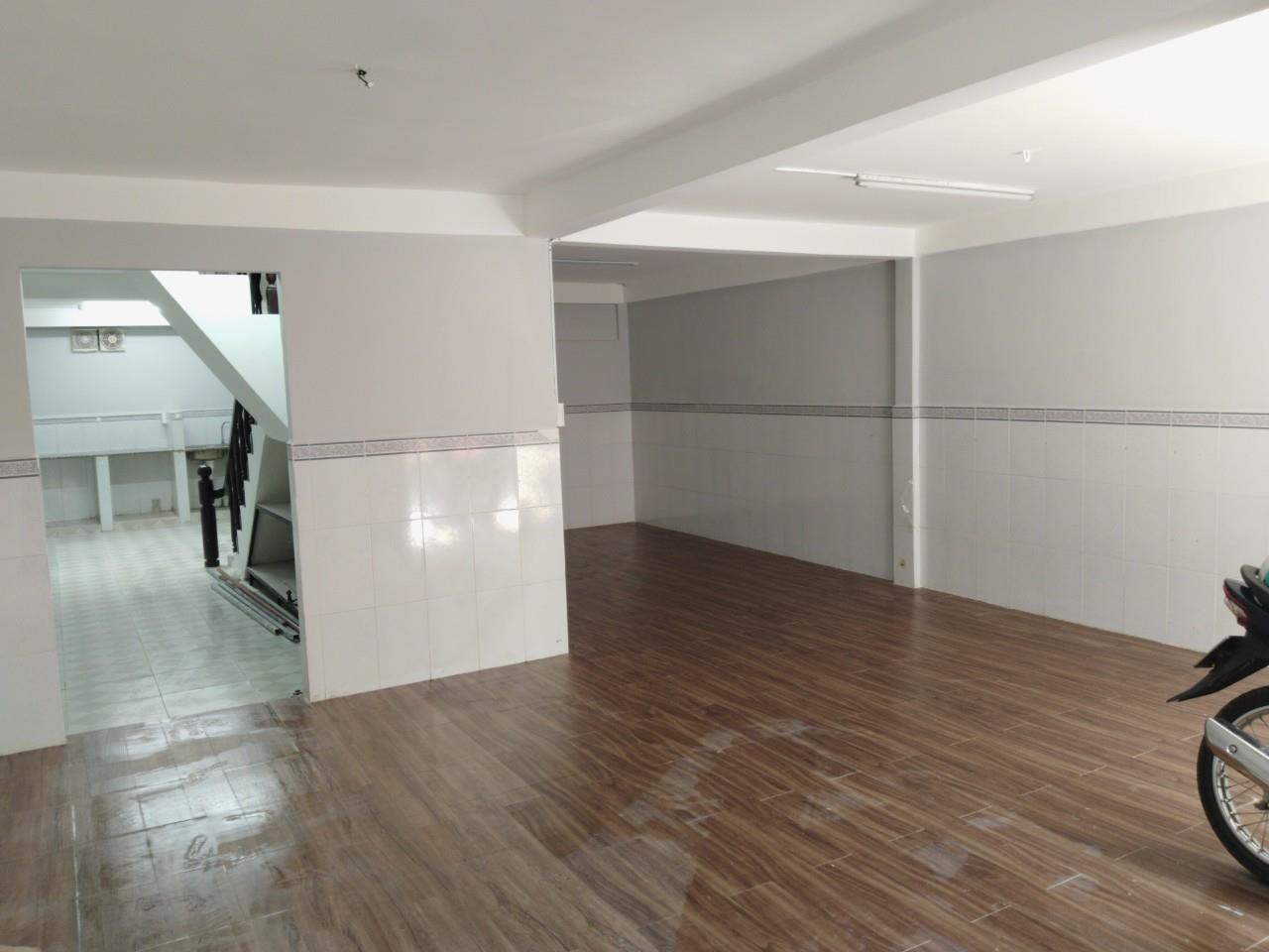 Nhà 8 triệu 3 phòng ngủ trục chính hẻm Trần Hưng Đạo