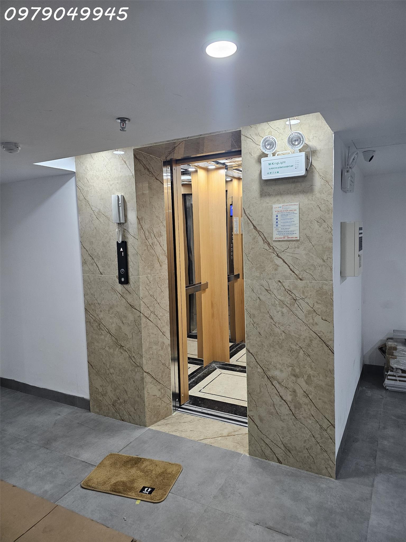 BÁN CHUNG CƯ MINI ĐÔNG NGẠC 60M2X5 TẦNG, THANG MÁY, SÁT PHỐ, 6.8 TỶ