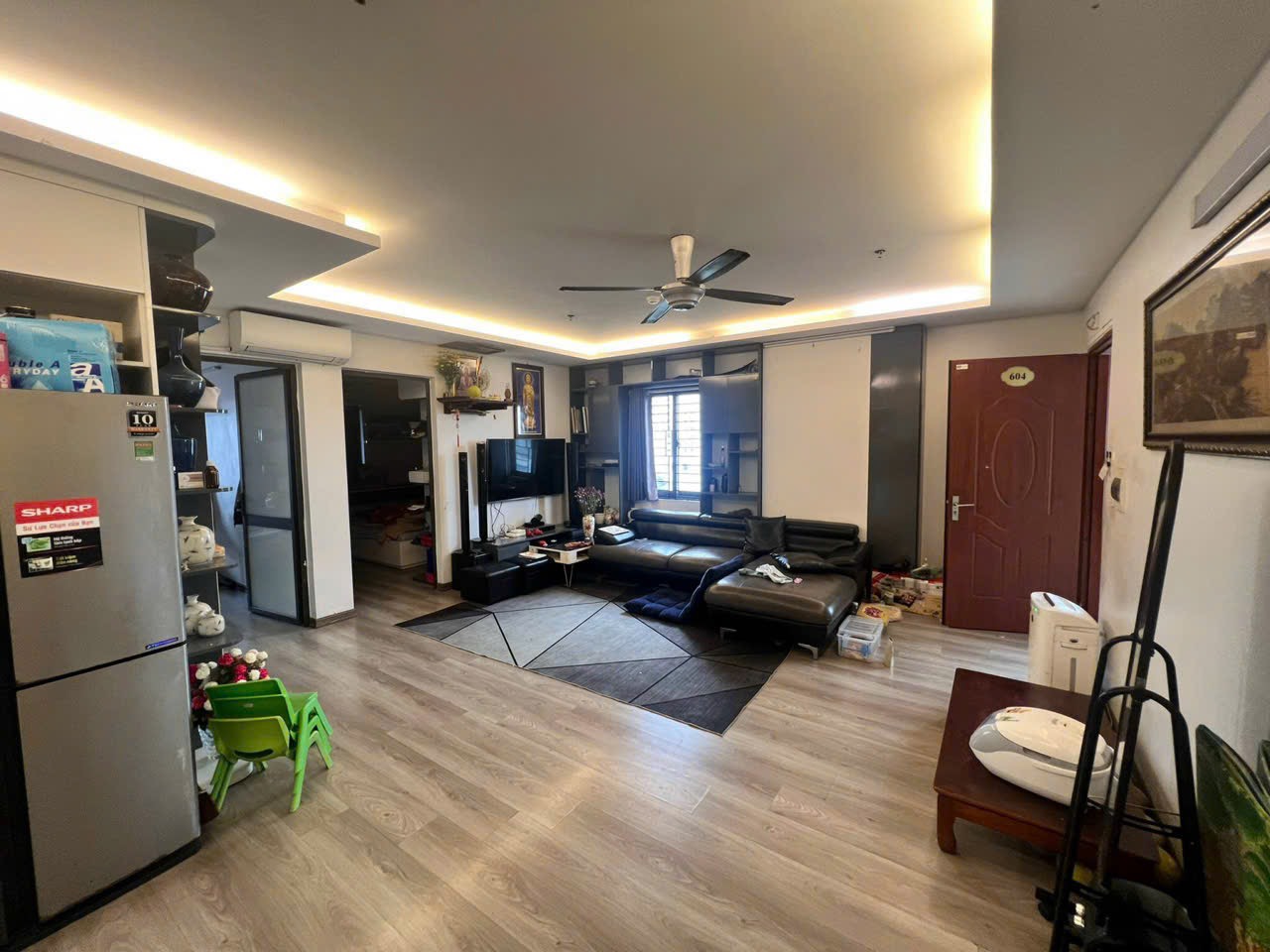 HÀNG hiếm C ần b. Án. Gấp hiếm co khó tìm .Có. 1 0 2 .Mặt Chợ Đồng Kị luôn Kinh doanh buôn bán Sầm uất vị trí Đắc