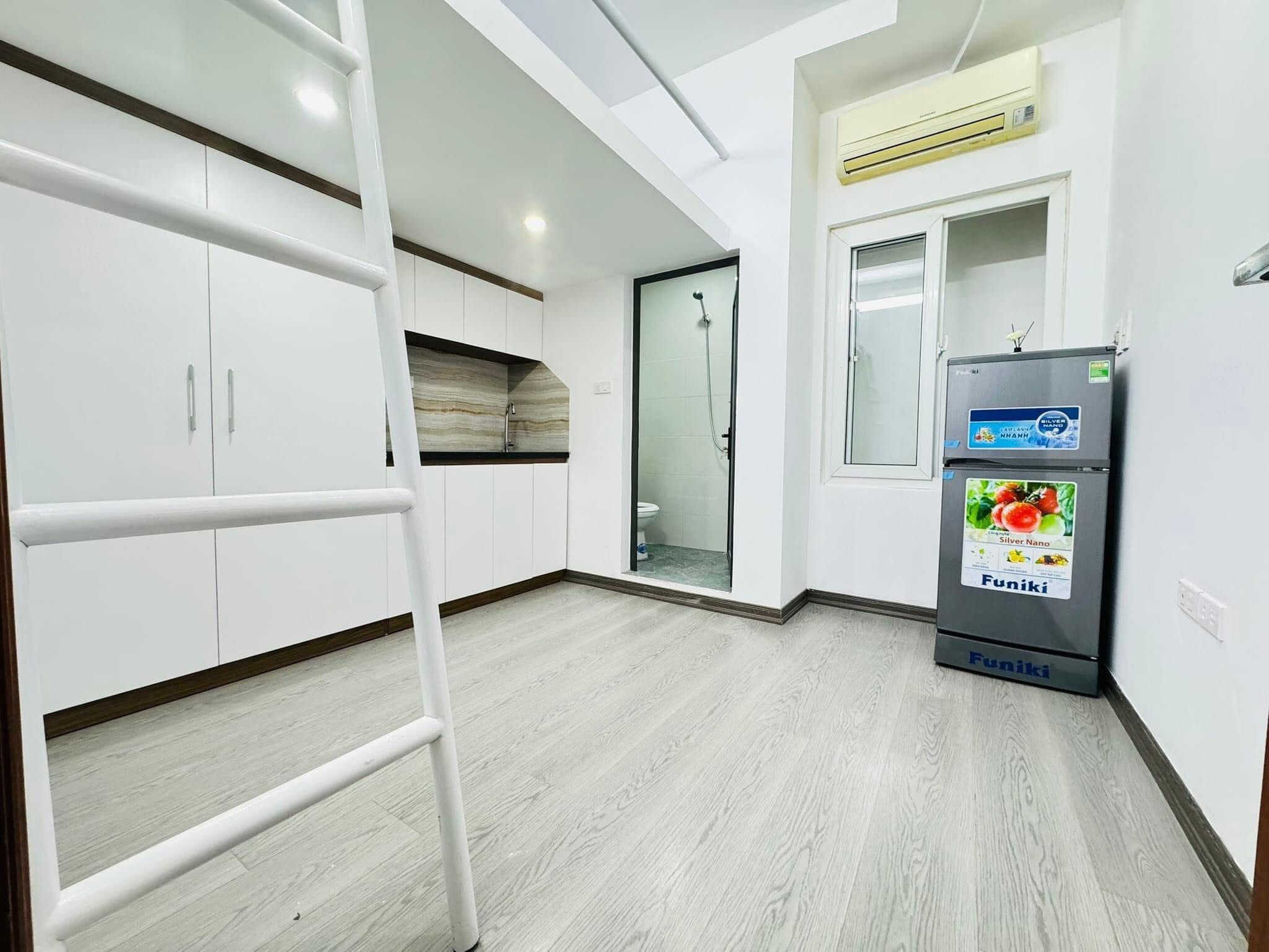 6 TẦNG CCMN CẦU GIẤY, 36M(T2:40M), MT 3,4M, SỔ A4, 10M RA OTO, 9PN, FULL ĐỒ, CHÀO 5,86 TỶ