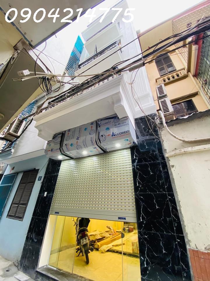 Cho thuê phòng tầng 4 mới xây tại số 5A ngõ 108B Nguyễn Trãi.