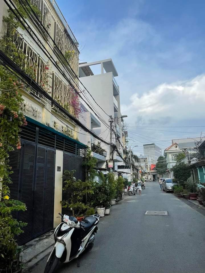 NHÀ MẶT TIỀN ĐƯỜNG SỐ - PHƯỜNG TÂN QUY - NGANG 7M - CÁCH CHỢ TÂN QUY 500M, Q7