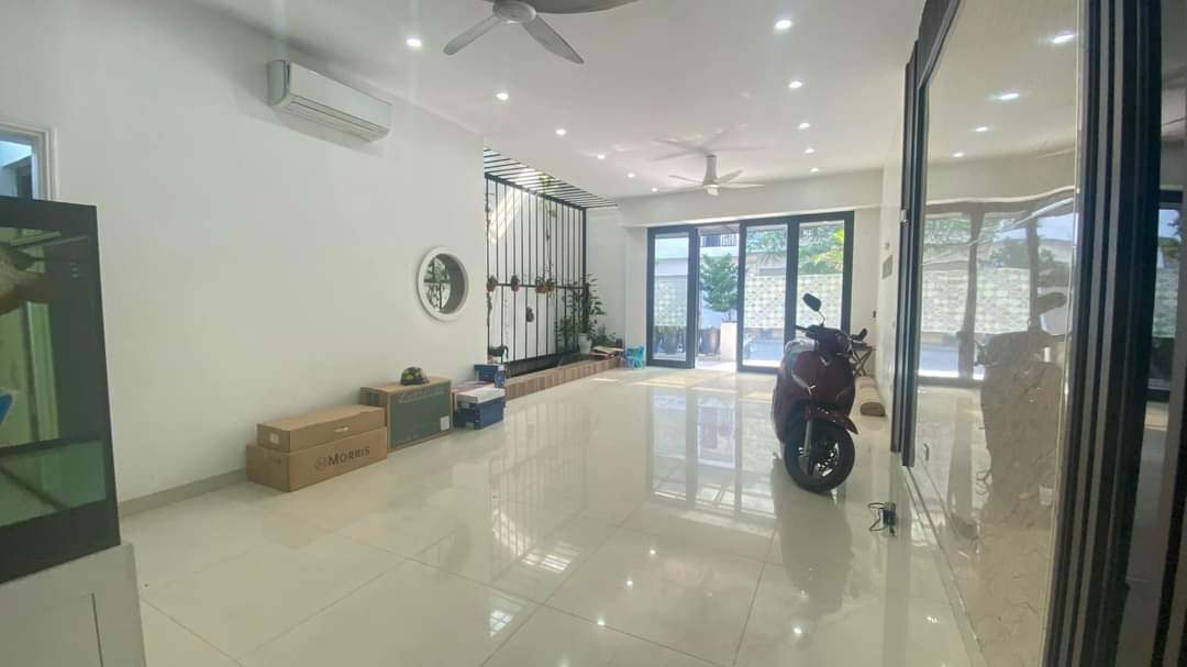 Bán nhà 3 tầng ngay khu đô thị mới quận uỷ Sở Dầu, Hồng Bàng, Hải Phòng. DT: 161m2.