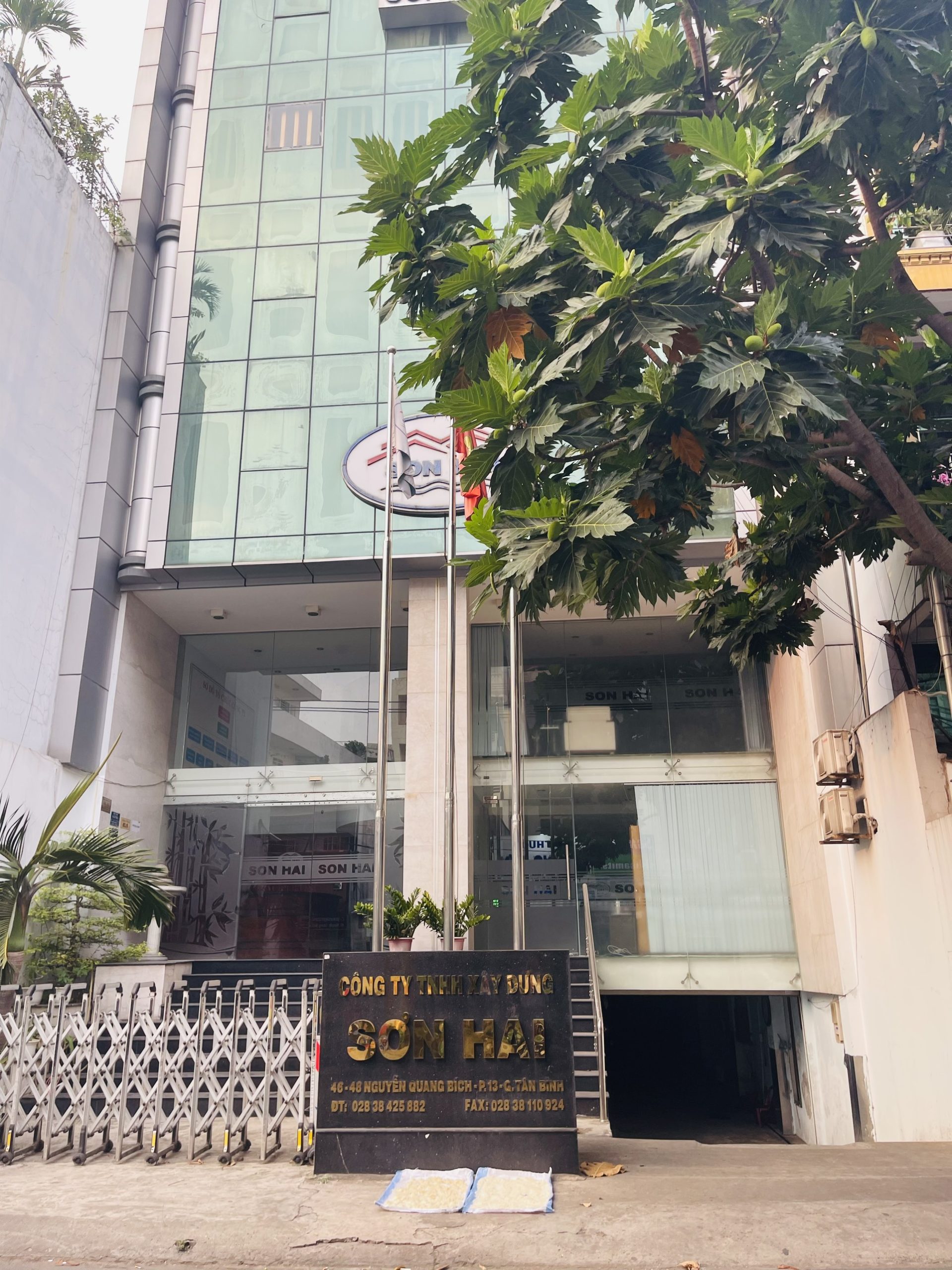 Bán tòa nhà văn phòng mặt tiền, Quận Tân Bình 11x25m, hầm 7 tầng, 1450m2 sàn