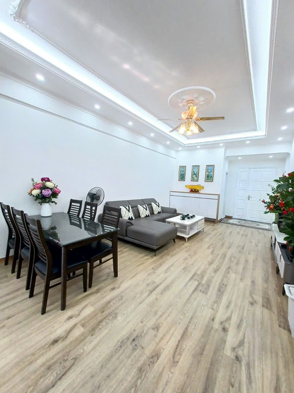 Bán căn hộ chung cư cao cấp tòa Nhà CT6 khu đô thị mới Yên Hòa, Cầu Giấy, Hà Nội