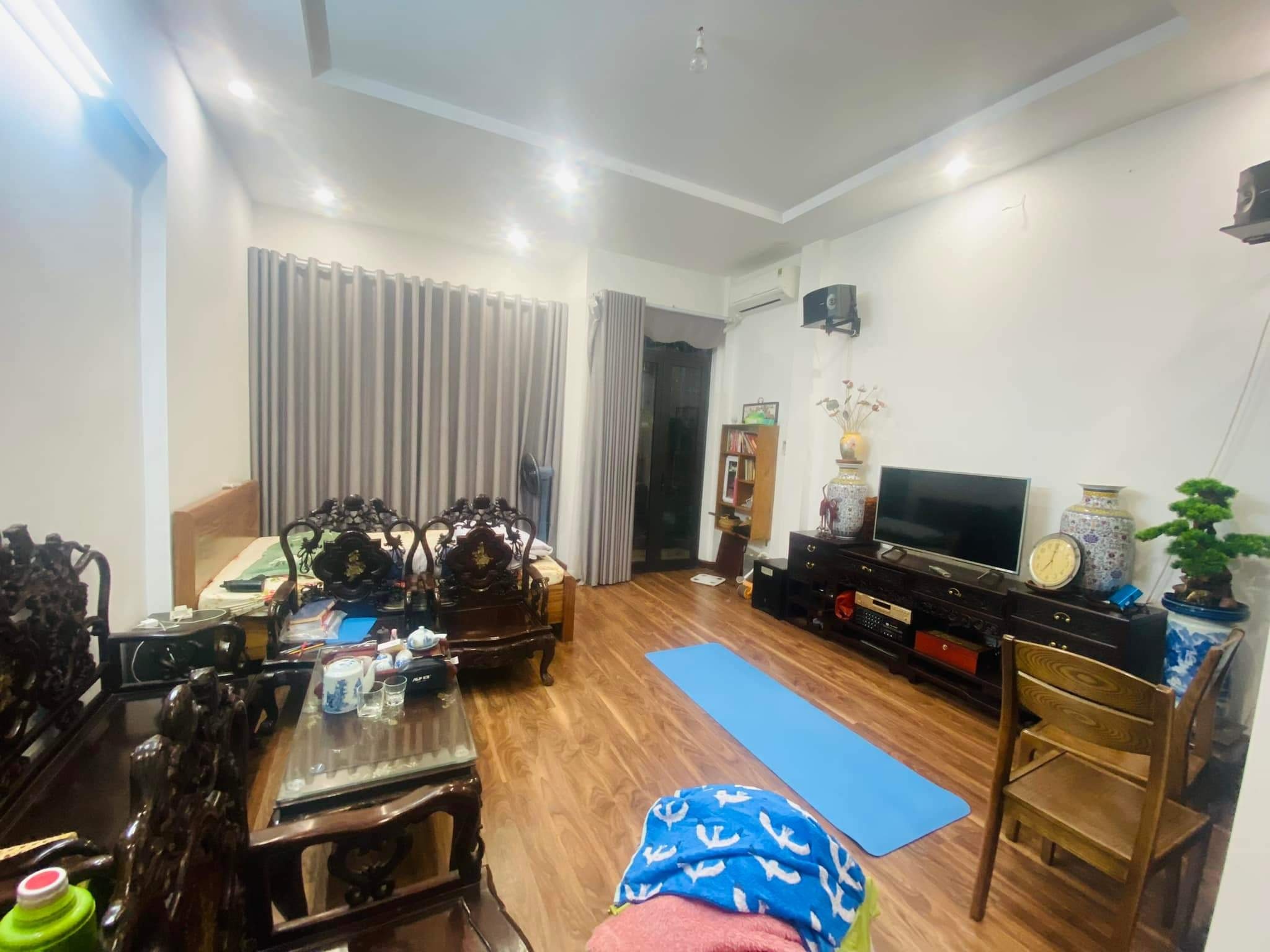 NGUYỄN LƯƠNG BẰNG - ĐỐNG ĐA - 45M2 X 5TẦNG - MT5M - NGÕ THÔNG RỘNG - 2 THOÁNG - NHỈNH 6 TỶ