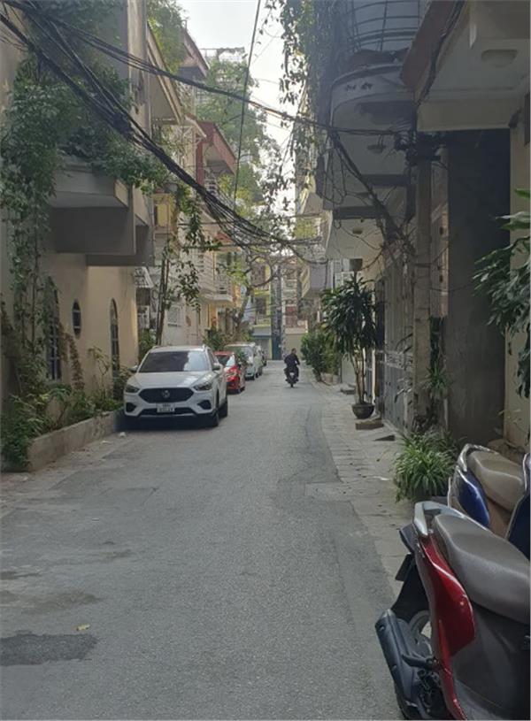 Bán nhà Quận Hai Bà Trưng, cách 20m ra ô tô tránh, ngõ hơn 3.5m,DT44m, giá nhỉnh 6 tỷ