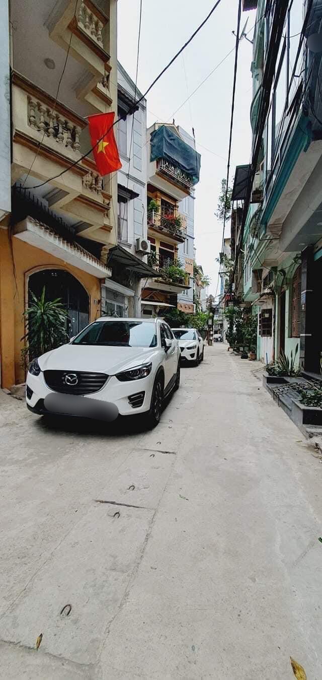 SIÊU HIẾM 3 TẦNG KHƯƠNG ĐÌNH, TX, PHÂN LÔ, 47M, MT 4,5M, OTO TRÁNH, SỔ ĐẸP, CHÀO 7,5 TỶ