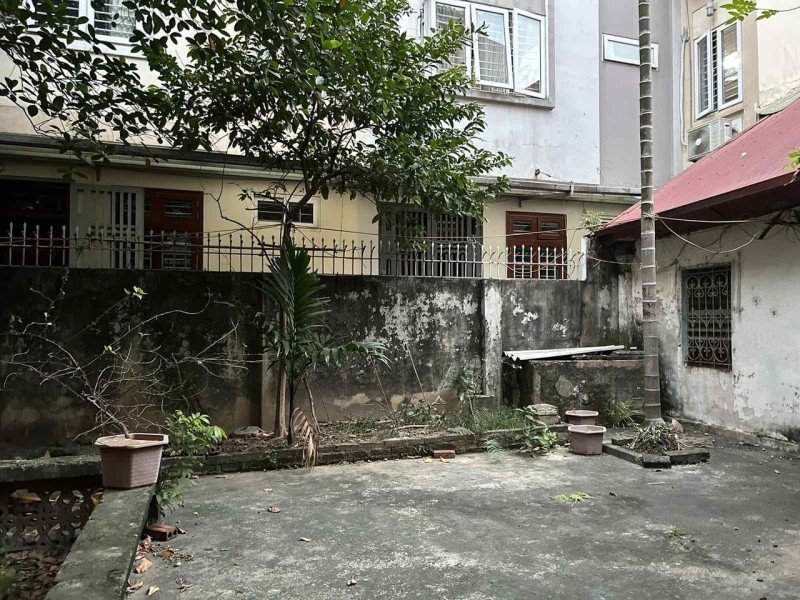 164M2 ĐẤT - CẦU GIẤY - MT 7.3M - LÔ GÓC 3 THOÁNG - NGÕ RỘNG GẦN 3M - CÁCH MẶT PHỐ 30M