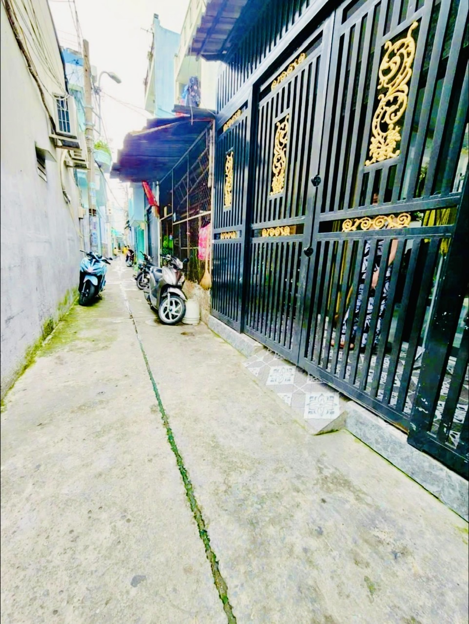 NGAY NGÃ 4 XÃ - NHÀ MỚI SÁT MẶT TIỀN - 48M GIÁ 2 TỶ NHỈNH XÍU