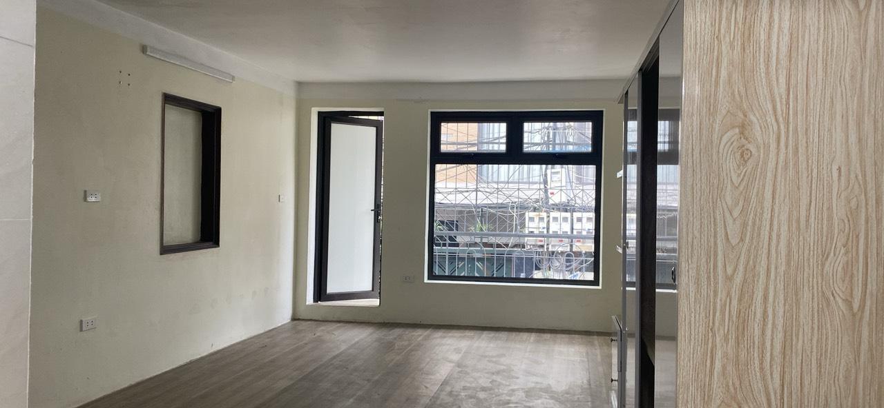 Bán nhà khu tập thể Mai Động chỉ 850Tr ngõ oto đỗ chân nhà