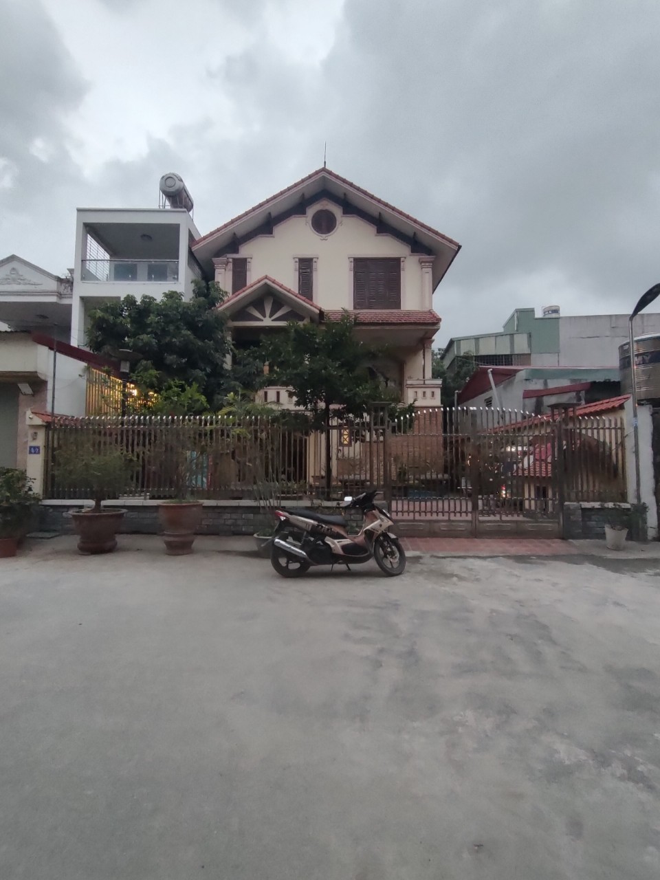 Bán biệt thự Gần Cảng Chùa Vẽ Diện tích 300 M giá 5 tỷ Đông Hải 1 Hải An