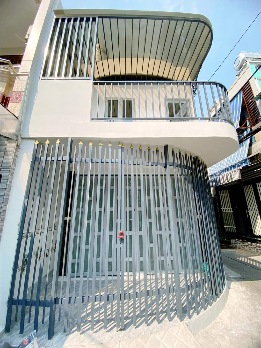 LÔ GÓC 2 MẶT THOÁNG MÁT - NHÀ 2 TẦNG MỚI ĐẸP - NGAY CHIẾN LƯỢC BÌNH TÂN - 48M2 - SỔ VUÔNG VỨC ĐẸP - HC ĐỦ - GẦN AEON MALL