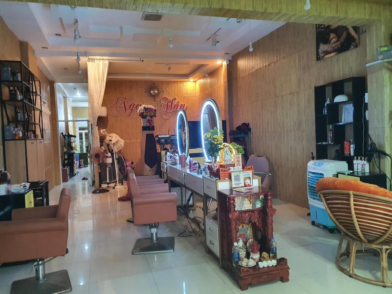 CHÍNH CHỦ CẦN BÁN NHÀ MẶT TIỀN TẠI ĐƯỜNG NGUYỄN VĂN TỐ, CÁCH ĐỐNG ĐA 50m, PHƯỜNG VĨNH LẠC, RẠCH GIÁ, KIÊN GIANG