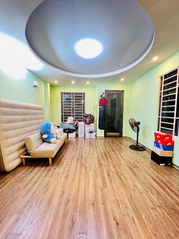 NGÕ 79 CẦU GIẤY - NHÀ DÂN XÂY - 47M2 X 5 TẦNG - MT 4.3M VUÔNG ĐẸP - Ở YÊN TĨNH - THOÁNG SÁNG - HƠN 5 TỶ