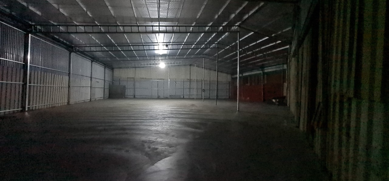 Cho thuê kho xưởng tại Triều Khúc, Tân Triều,Hà Nội. Diện tích 500n xe 10 tấn đỗ cửa, nền betong chống nóng