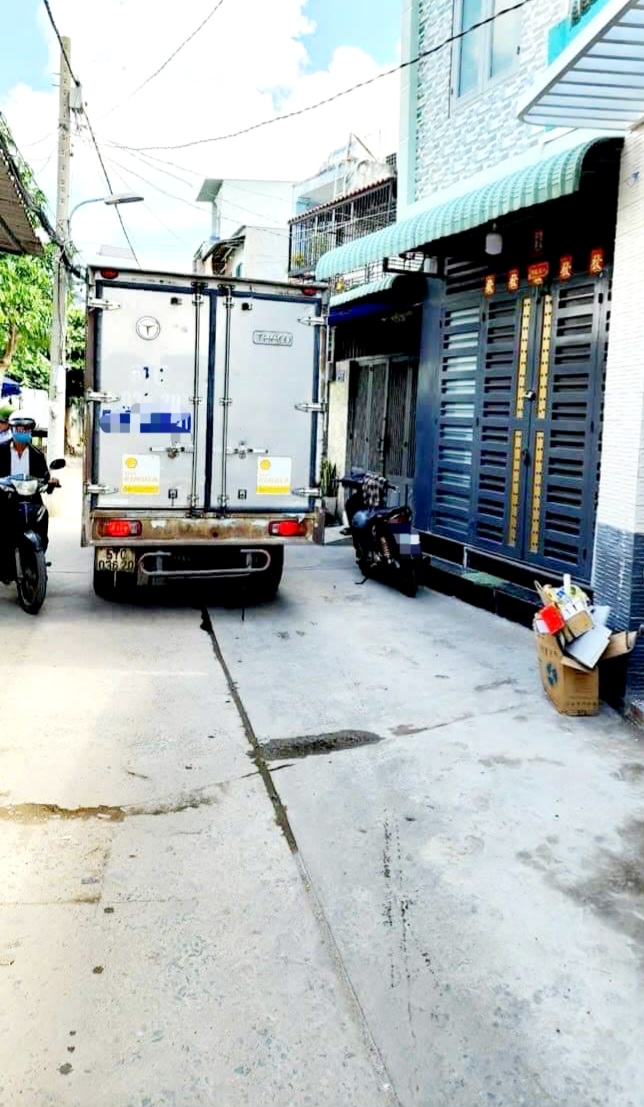 NHÀ ĐẸP NGAY TÂN HOÀ ĐÔNG - BÌNH TÂN - GIÁP TÂN PHÚ - GẦN QUẬN 6 - 2 TẦNG XINH XẮN - SỔ NỞ HẬU ĐẸP - HOÀN CÔNG ĐỦ