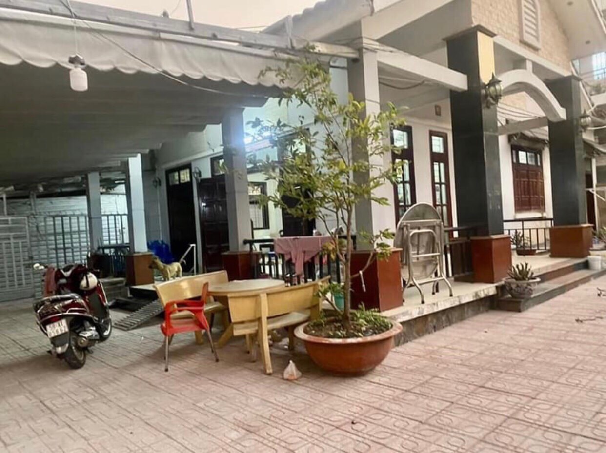 Bán nhà sát mặt tiền Phạm Văn Đồng khuôn viên rộng 409m2. Hiệp Bình Chánh Tp Thủ Đức