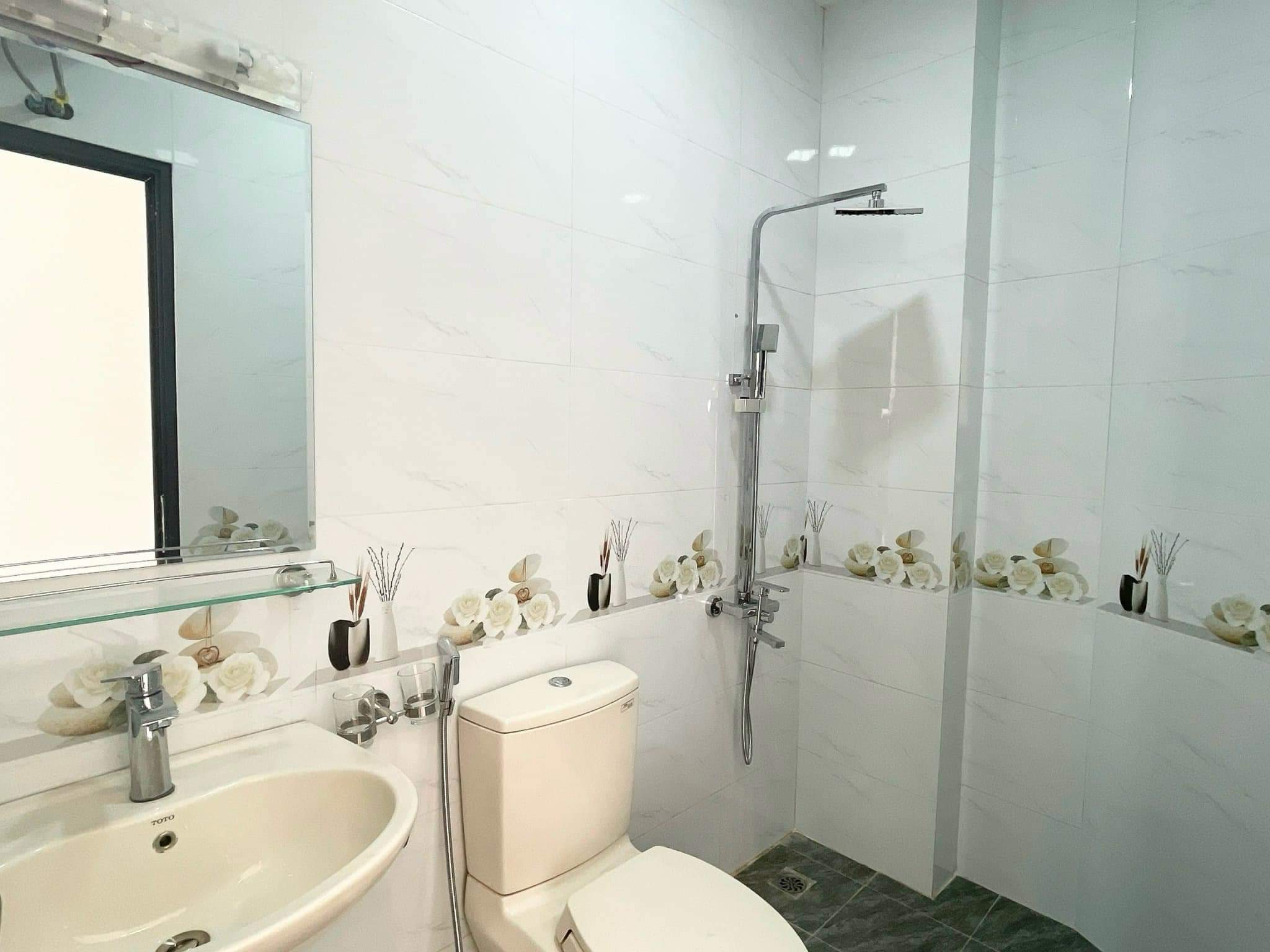 GẦN LĂNG BÁC - NGỌC HÀ - BA ĐÌNH - NHÀ ĐẸP 37M2 X 7TẦNG THANG MÁY - THỬA VUÔNG A4 - 4 NGỦ - HƠN 6 TỶ