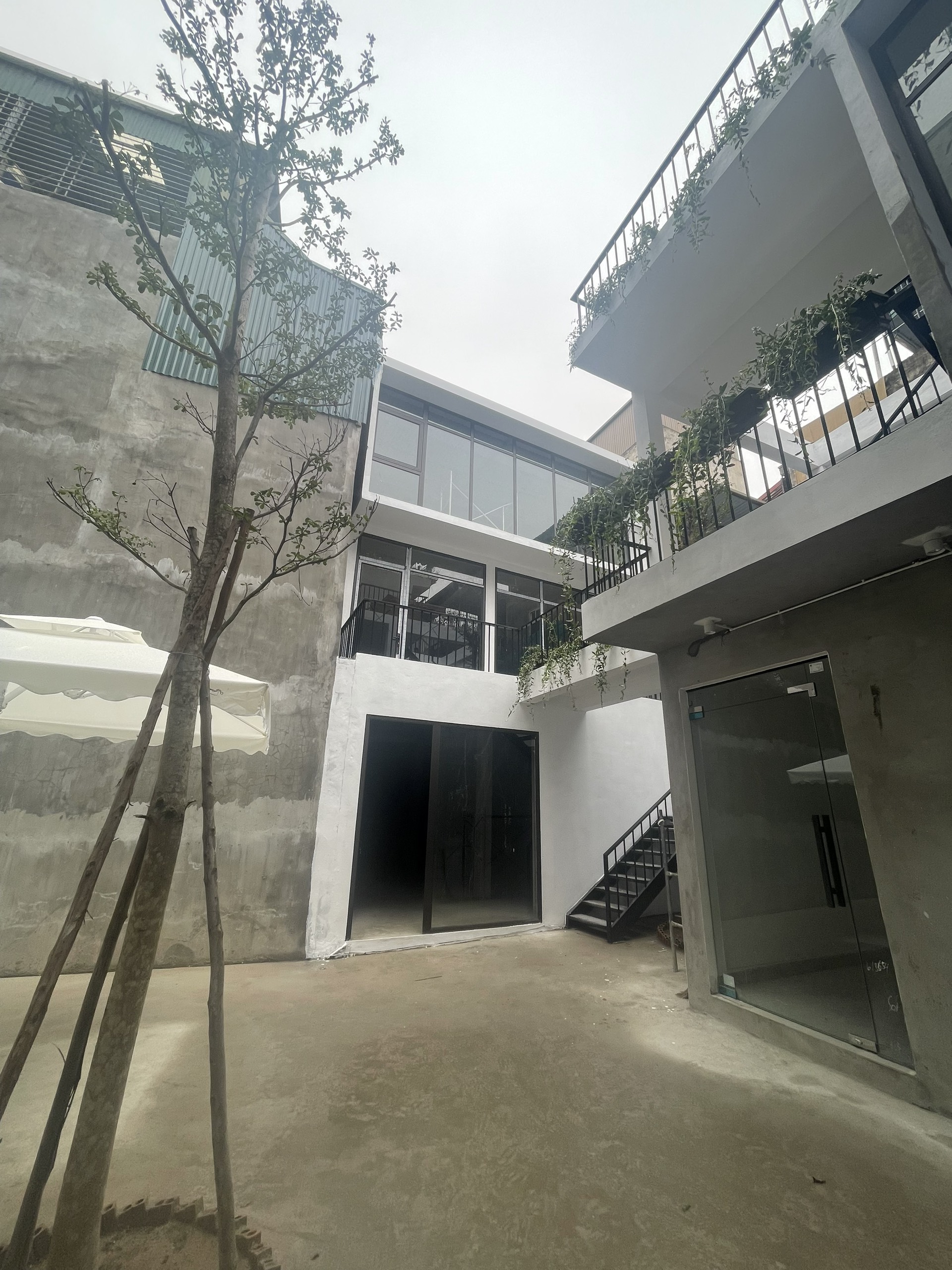 CẦN CHO THUÊ MẶT BẰNG THÔ 2 TẦNG Ở 264 VĂN CHƯƠNG, PHƯỜNG KHÂM THIÊN, QUẬN ĐỐNG ĐA, HÀ NỘI