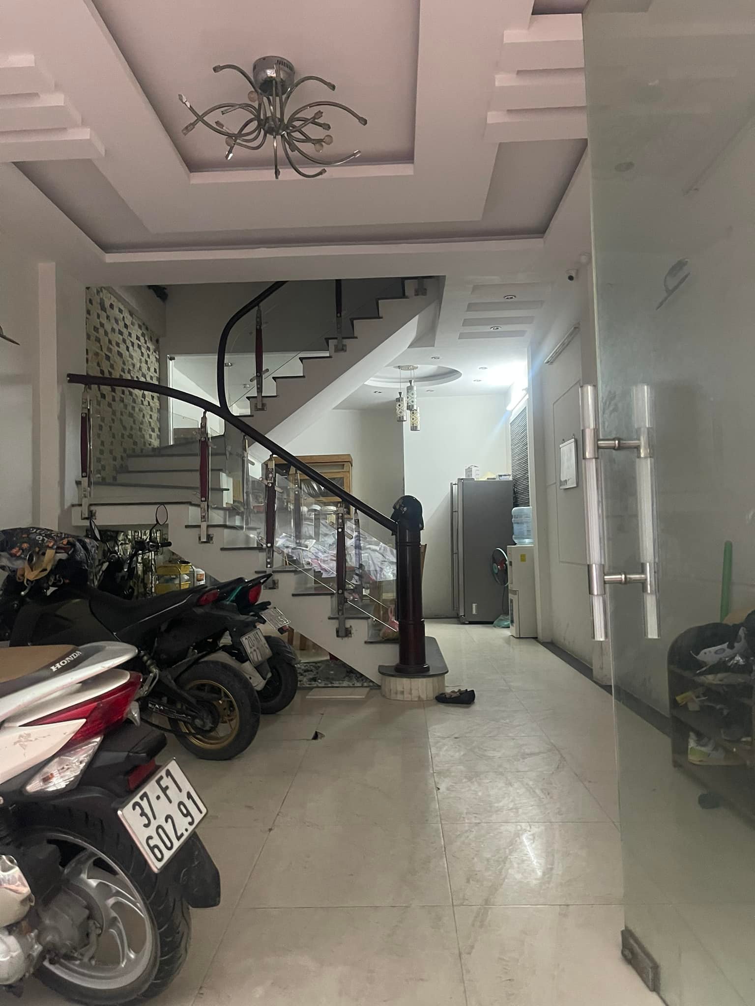 - phố đẹp phan kế Bính, ngõ ngắn nông nhà gần bãi ô tô 0981858892