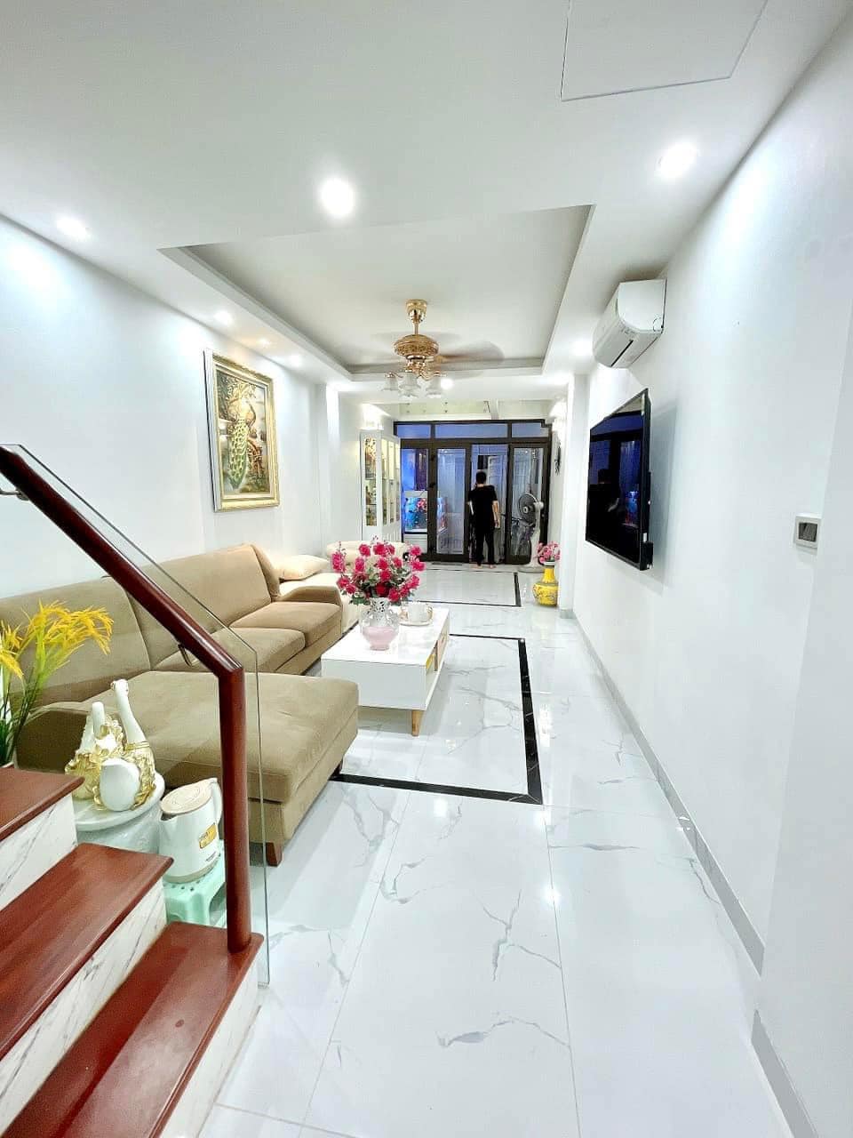 BÁN NHÀ NGUYỄN ĐỈNH THI - VIEW HỒ TÂY - 6T -THANG MÁY - FULL NỘI THẤT 0981858892