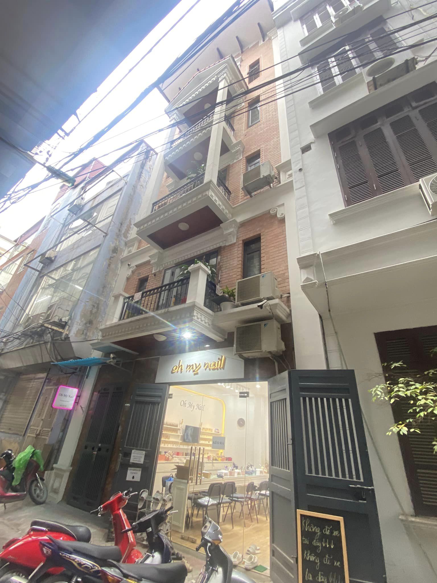 Phân lô ô tô, vỉa hè nhà đẹp Phạm Tuấn Tài, Cầu Giấy 0981858892