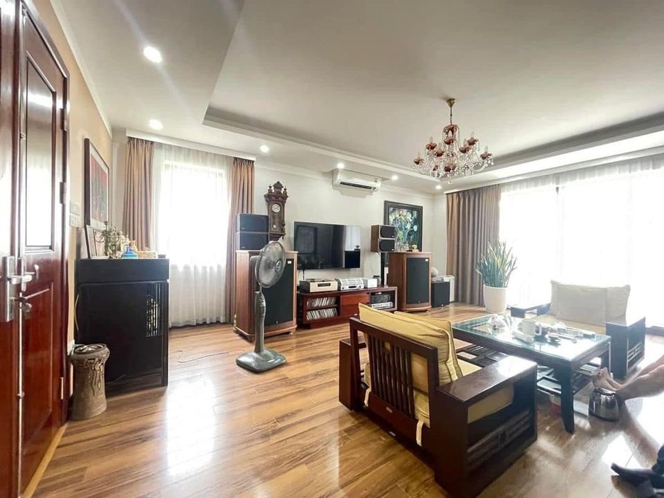 TAM KHƯƠNG - BÁN NHÀ 6 TẦNG THANG MÁY - LÔ GÓC 3 THOÁNG