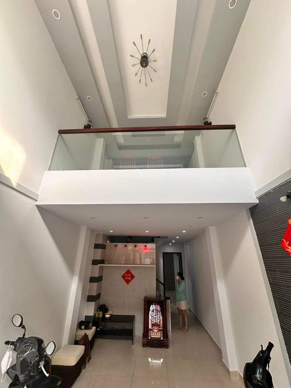 MẶT TIỀN THỤT - HẬU GIANG - P.11 - Q.6 - XE HƠI VÔ NHÀ - 52M2 - 4 TẦNG MỚI ĐẸP - 6.75 TỶ