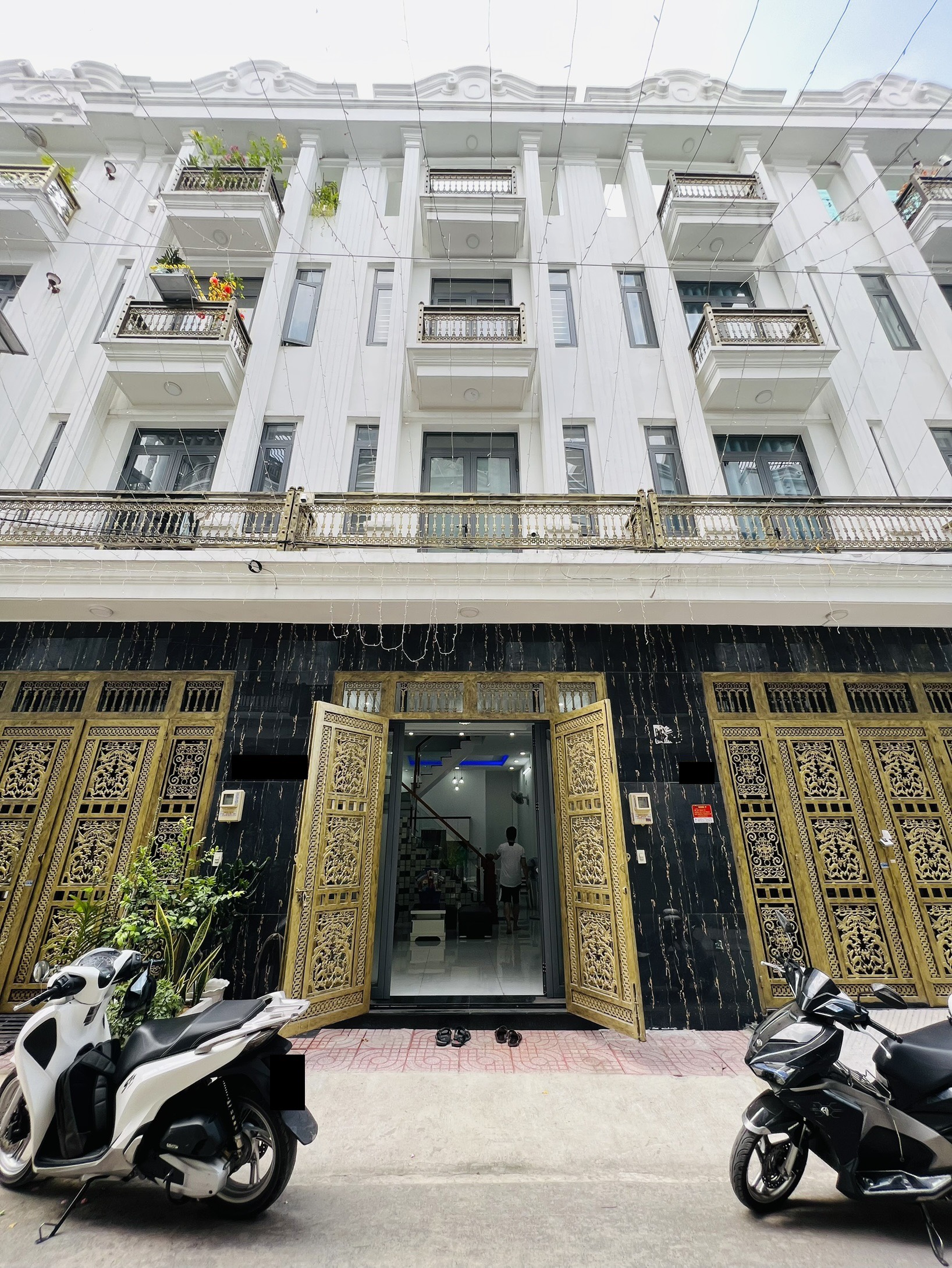 Ngộp Bán Nhanh Nhà 4 Tầng Mới Xây Liên Khu 4-5 Gần Chợ Giá Rẻ 4.55 Tỷ LH: 0813123205