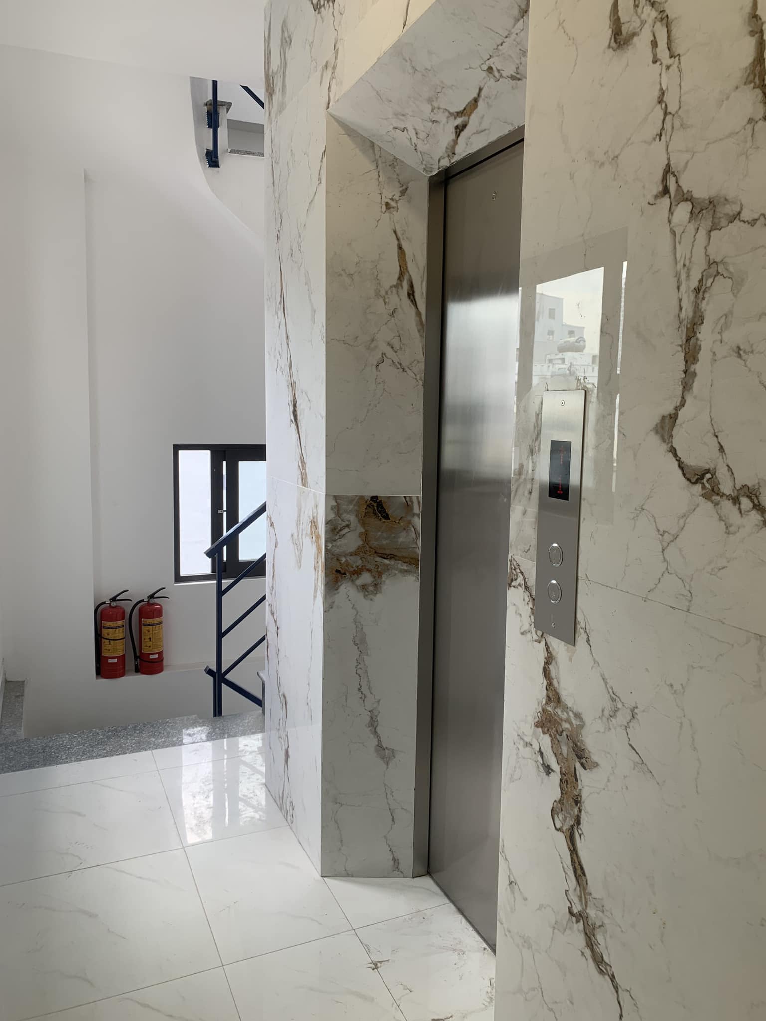 TÒA CCMN, CHDV TÂN TRIỀU 85M2 9T MT 6.5M, 26 PHÒNG, CHỈ 13.9 TỶ