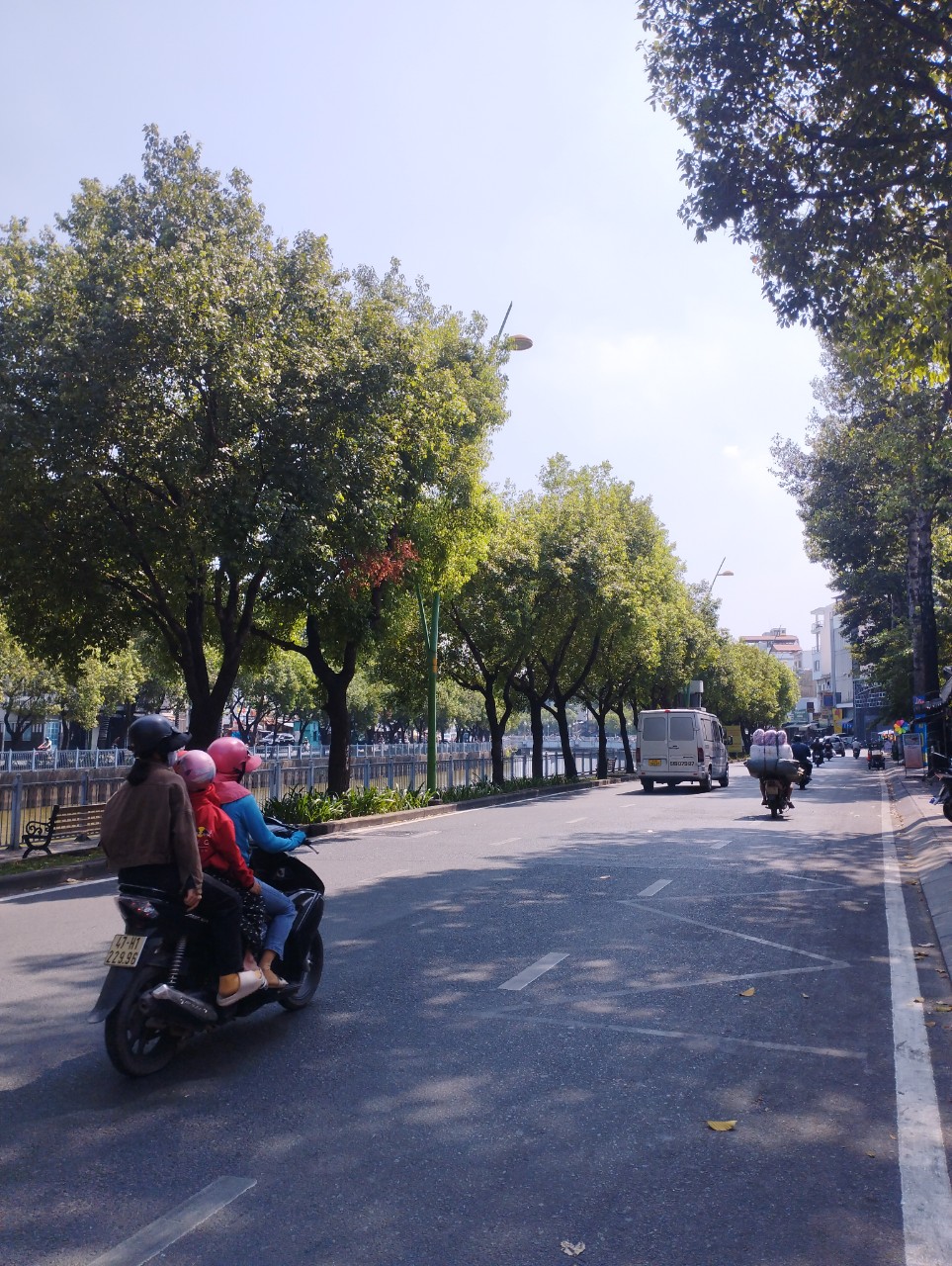 Ngộp Bán nhà Hoàng Sa, Tân Bình, 60m2, HXH lắc đầu - 2 tầng